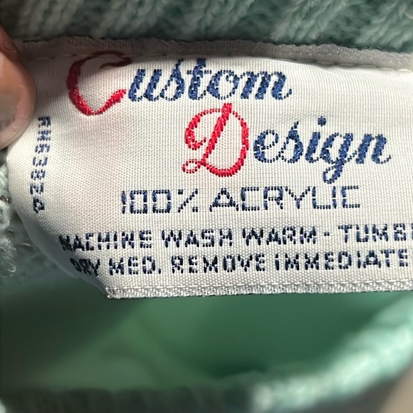 Vintage Grandmacore Pastel Sweater - Picture 2 of 13